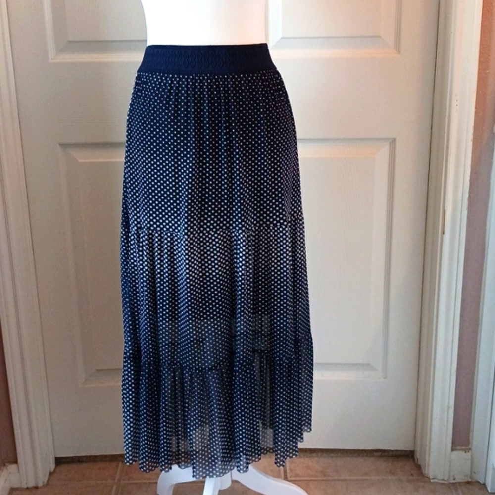 Blue & White polka dot semi-sheer lined skirt size M